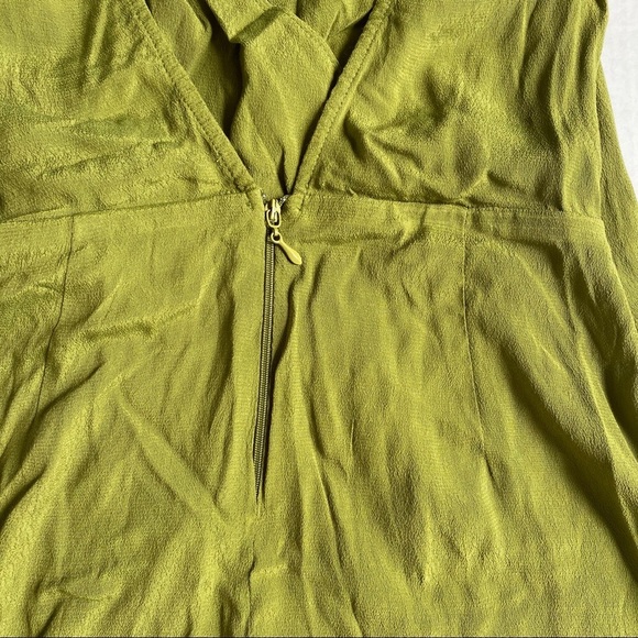 Show Me Your Mumu Romper Womens Small Green Elena Wrap Front Flutter Cap Sleeve - Picture 5 of 11